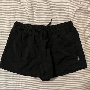 Woman’s Patagonia Barley Baggies 2.5”